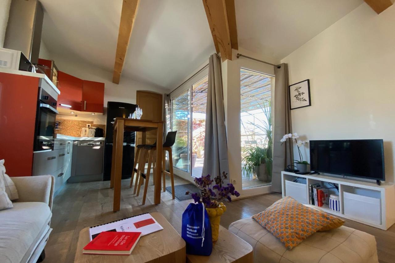 The Sunny - P2 With Terrace - City Centre Nimes Bagian luar foto