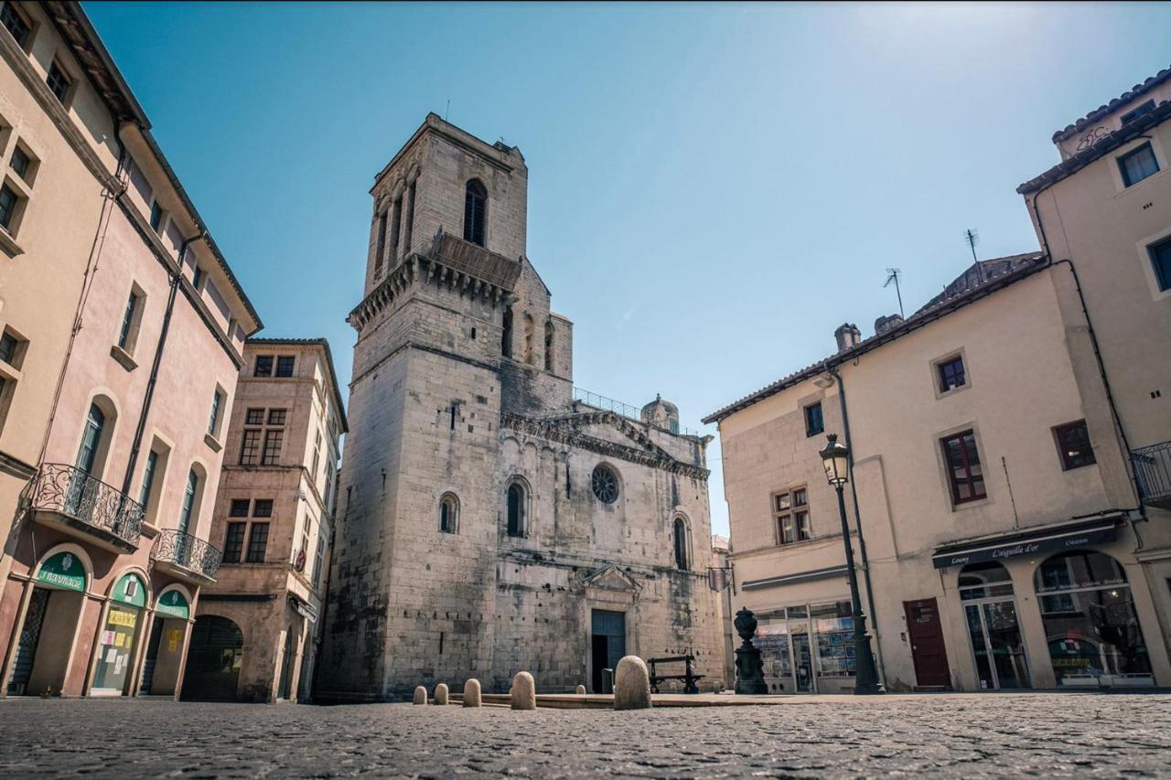 The Sunny - P2 With Terrace - City Centre Nimes Bagian luar foto